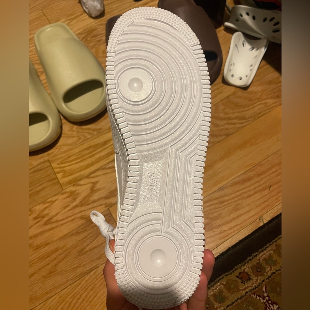 brand new af1 size 9, got them for a friend but they don’t fit him - Picture 5 of 6